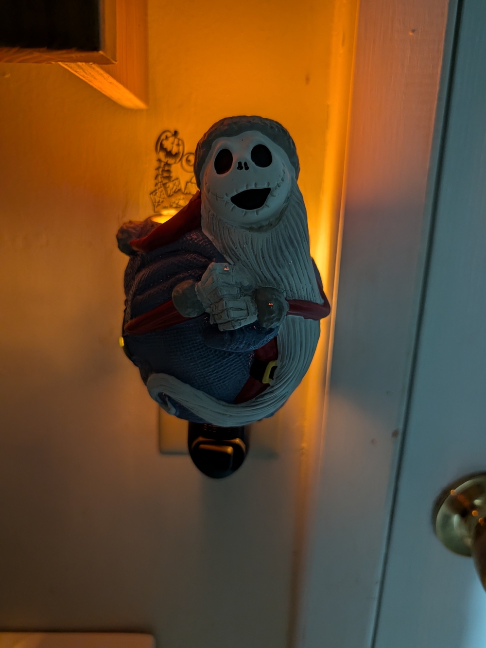 Scentsy NBC Santa Jack Skellington Plug In Wax Warmer